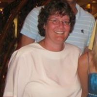 Julie Small Photo 20