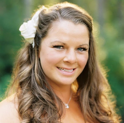 Rachel Phillips Photo 17