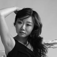 Natalie Li Photo 32