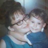 Elizabeth Delaney Photo 26