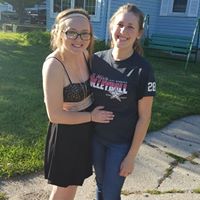 Erin Robbins Photo 39