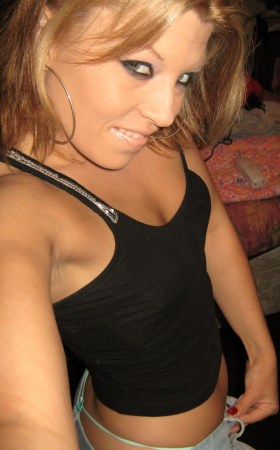 Brandi Brown Photo 6