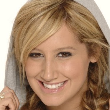 Alisha Woods Photo 9