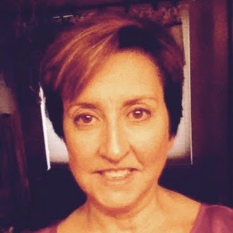 Beverly Larson Photo 33