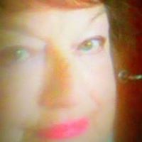 Hilary Marshall Photo 4