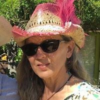 Brenda Seymour Photo 25