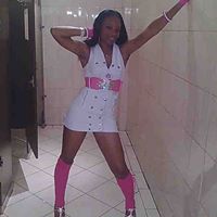 Taniesha Taylor Photo 10