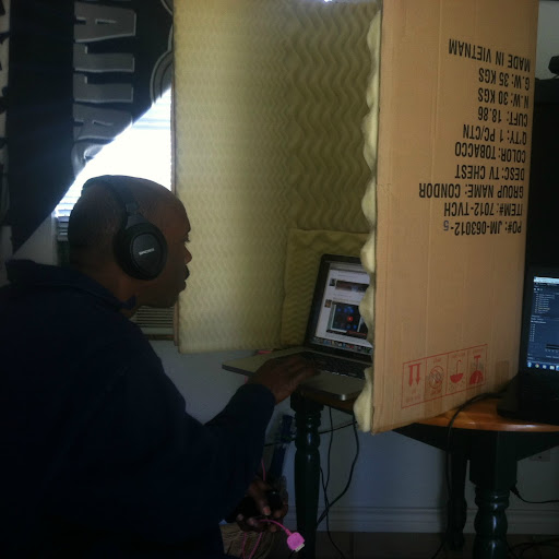 Thaddeus Jones Photo 24