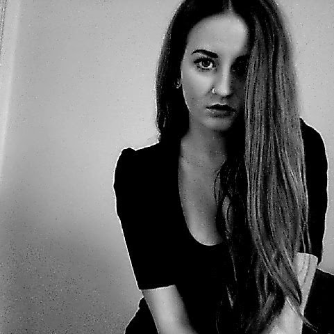 Nicole Jean Photo 28
