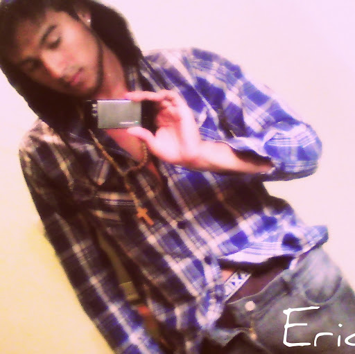 Erick Monroy Photo 8