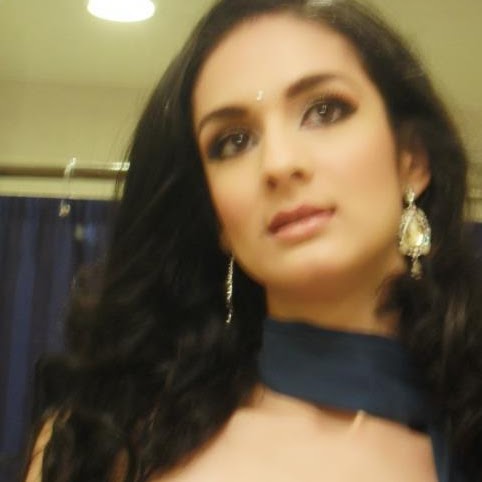 Alicia Mata Photo 36