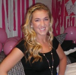 Alicia Bowers Photo 29