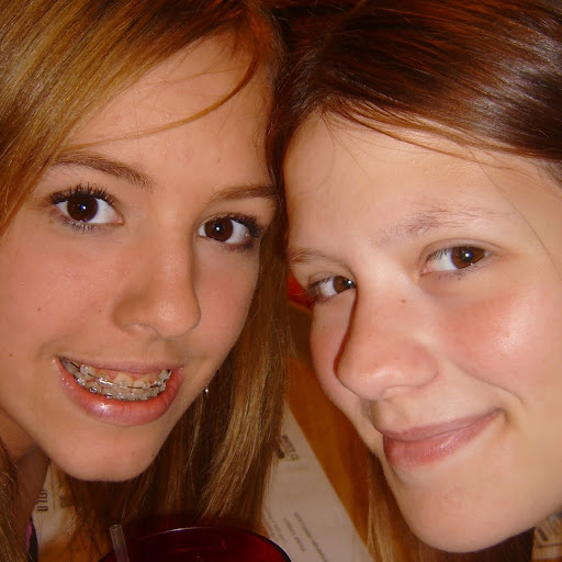 Sarah Lipp Photo 19