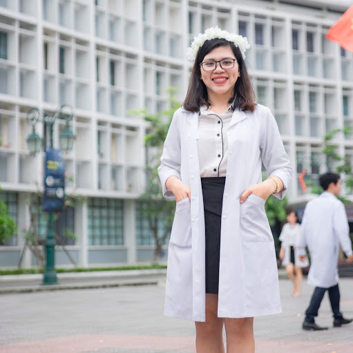 Mandy Tran Photo 15