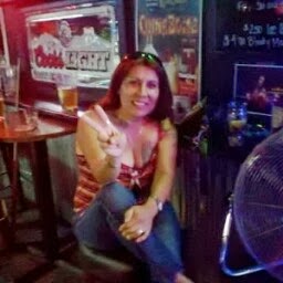 Debbie Calderon Photo 28