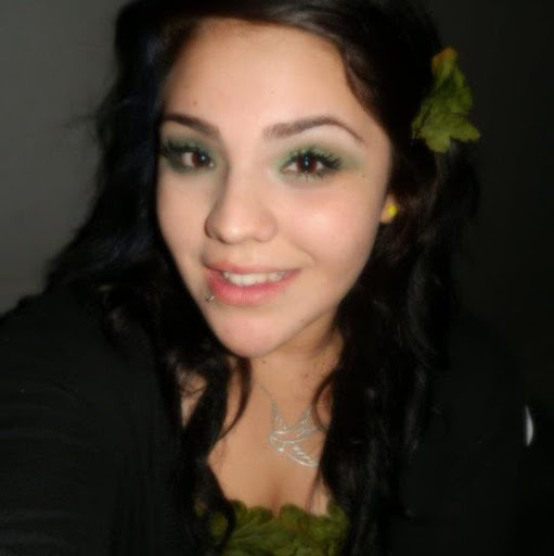 Emily Olguin Photo 14