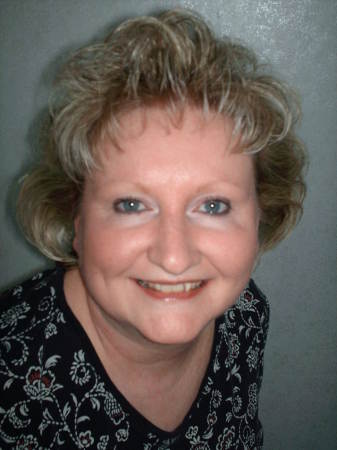 Lisa Evans Photo 24
