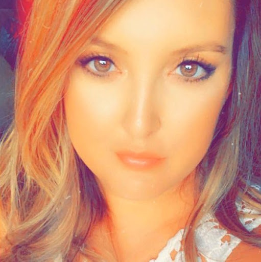 April Cooper Photo 18