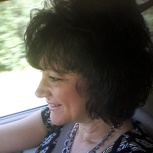 Elizabeth Toole Photo 31