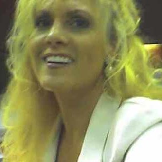 Tina Miles Photo 20