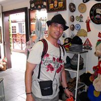 Manuel Salazar Photo 28