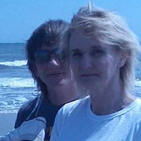 Melissa Hutchison Photo 26