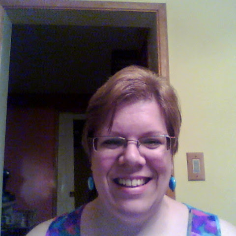 Julie Phelps Photo 27