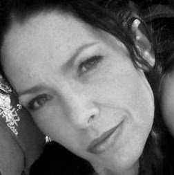 Robin Wilkerson Photo 10