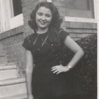 Elaine Levin Photo 20