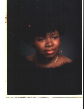 Julie Griffin Photo 23