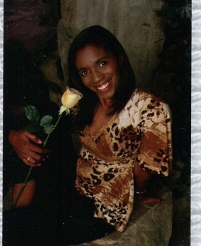 Constance Robertson Photo 19