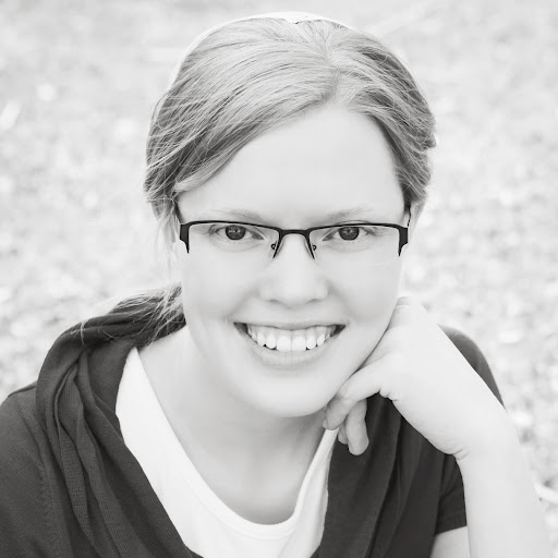 Amy Gillett Photo 4