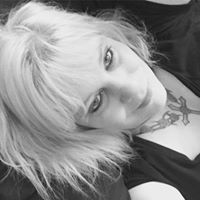 Crystal Webber Photo 22