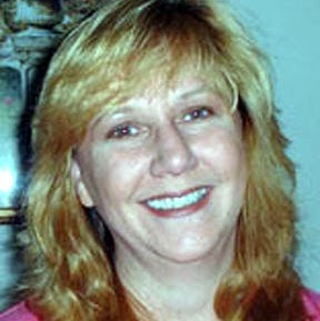 Cindy Davison Photo 32