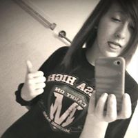 Kelly Frazier Photo 19