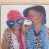 Laurie Hoff Photo 7