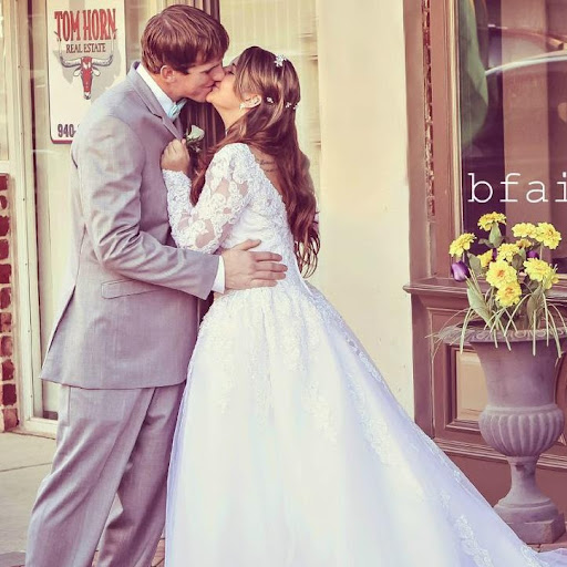Amanda Horton Photo 35