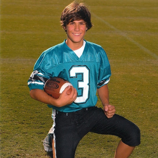 Noah Miller Photo 30