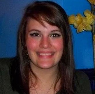 Amanda Leach Photo 29