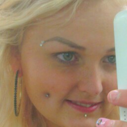 Brooke Wilkinson Photo 28