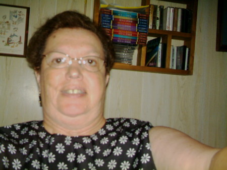 Linda Weaver Photo 2