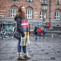 Alice Dowling Photo 15