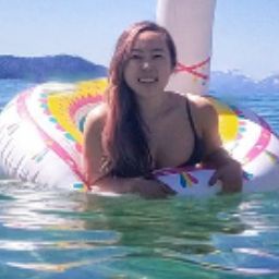 Jennifer Yang Photo 34