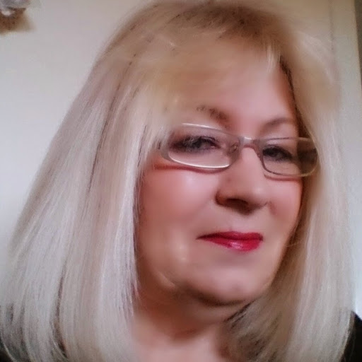 Elizabeth Paterson Photo 11