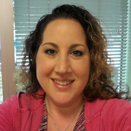 Carrie Dotson Photo 36