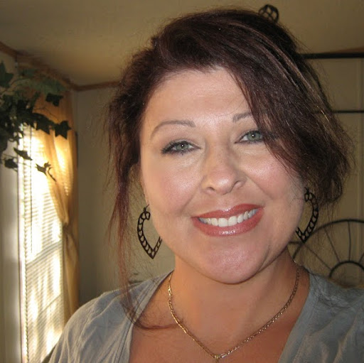 Lisa Pierce Photo 41