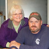 Linda Dumont Photo 9