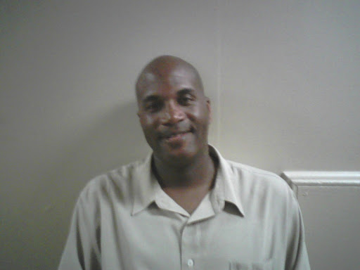Kevin Brooks Photo 26