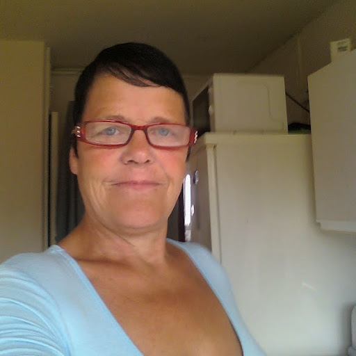 Heather Dickson Photo 18