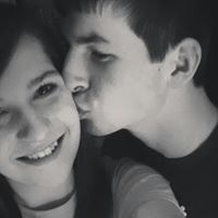 Walker Howell Photo 5